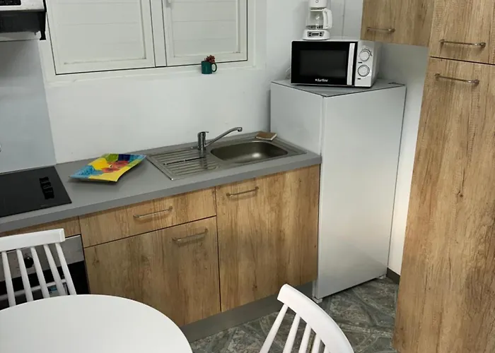 Le Nid D\'Oiseau Studio Meuble Climatise Chez L\'Habitant