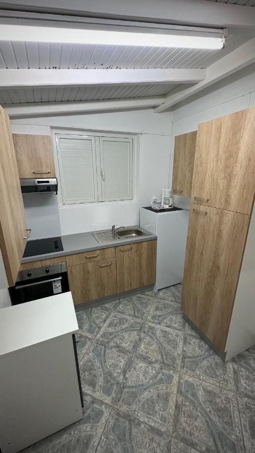 Le Nid D'oiseau Studio Meuble Climatise Chez L'habitant Séjour chez l'habitant