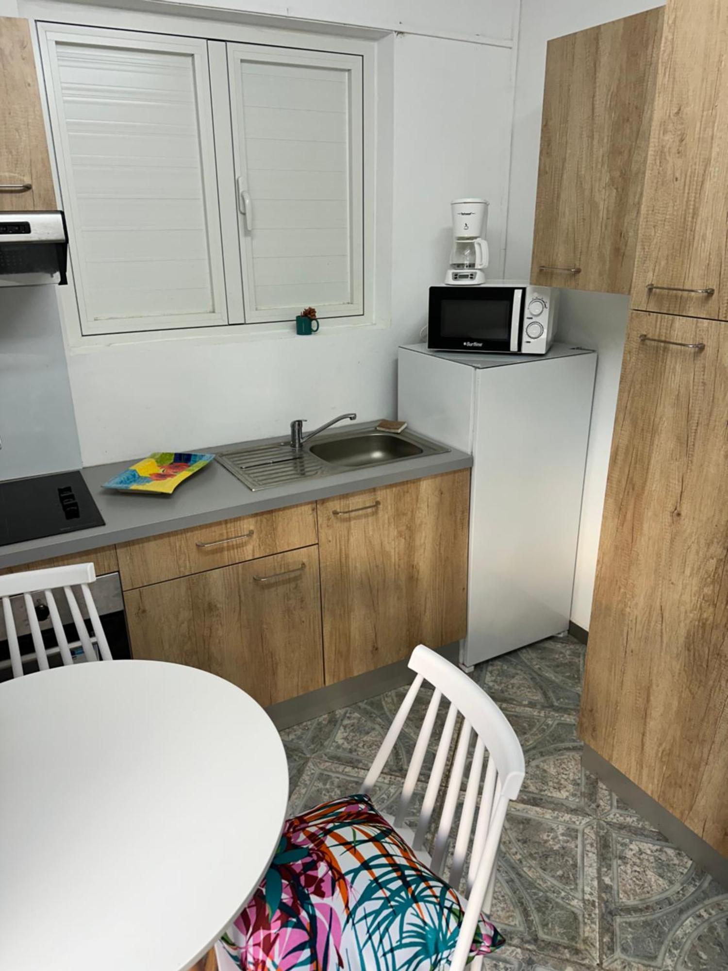 Le Nid D'oiseau Studio Meuble Climatise Chez L'habitant Homestay Deshaies